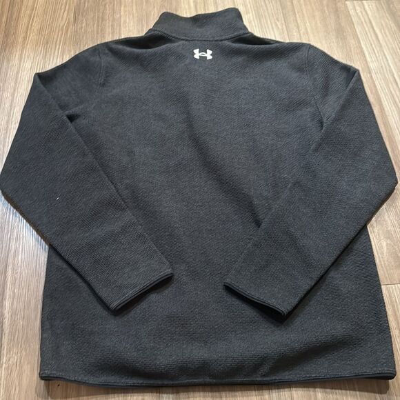 Under Armour Men's Specialist Grid Henley Sweater | Medium | Dark Charcoal/Black - Picture 6 of 6
